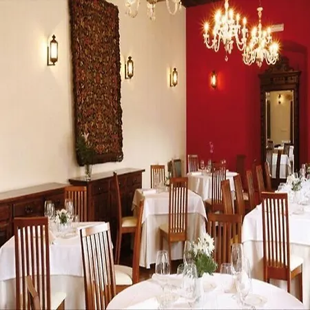 Hotel Pax Casona Del Busto 