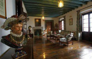 Casona Del Busto Hotel