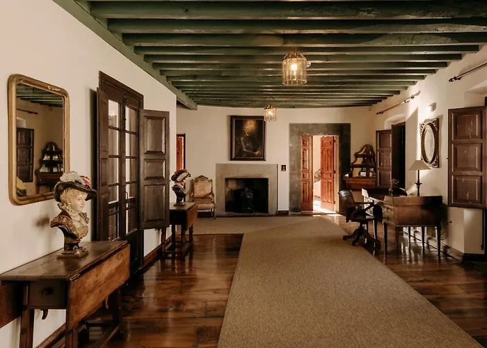 Hotel Casona del Busto