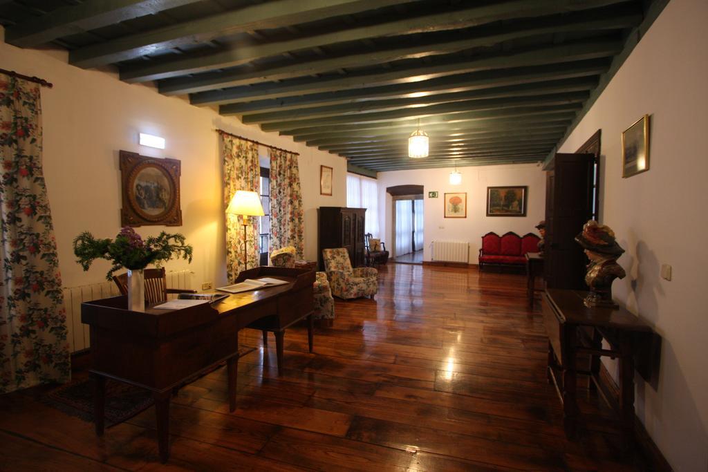 Casona Del Busto Hotel Pravia